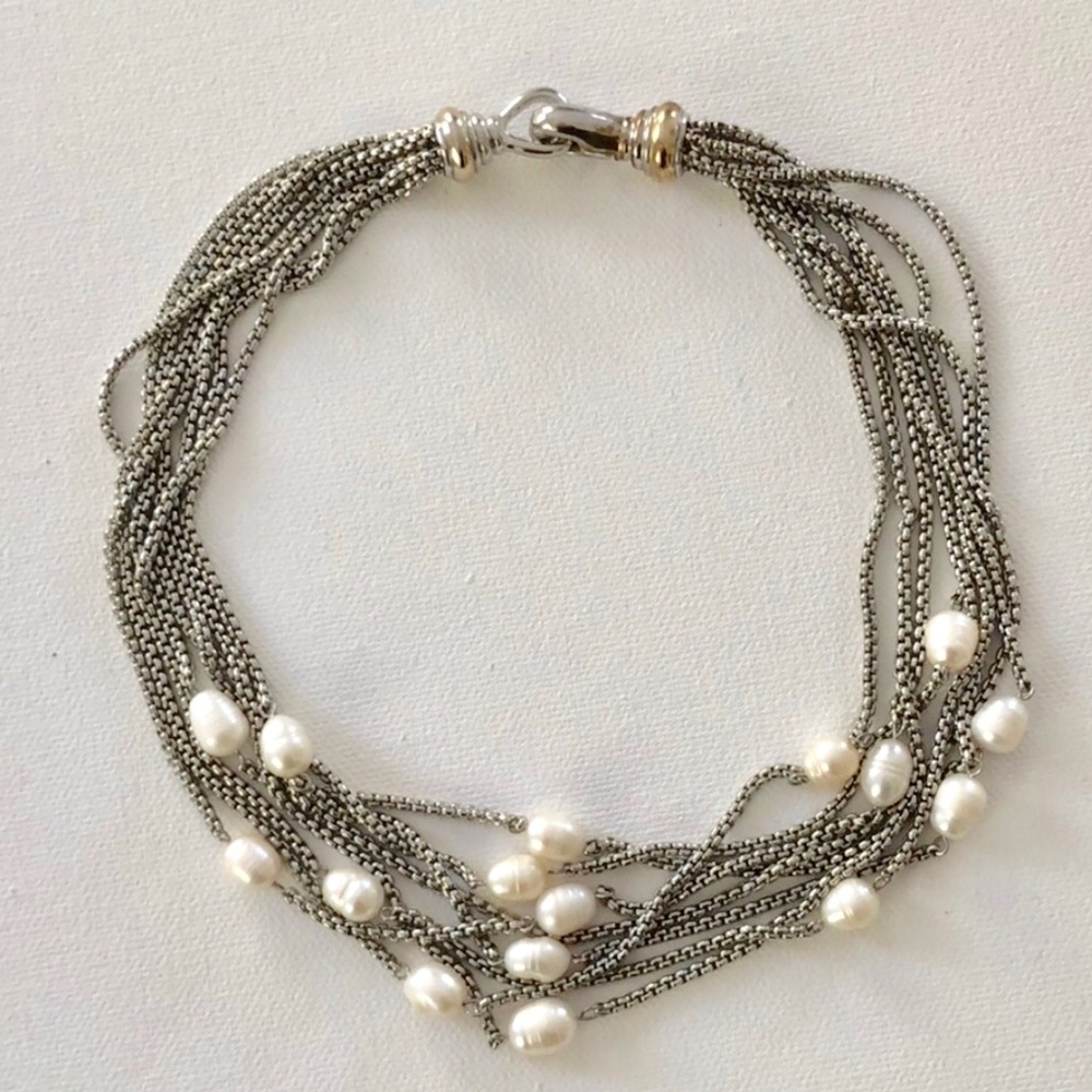 Beautiful freshwater pearl necklace